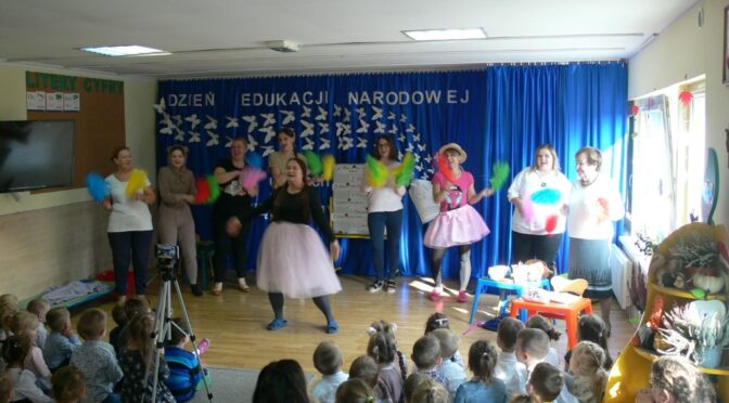 Przedstawienie niespodzianka