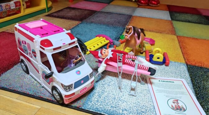 Elf Psotnik u Sówek